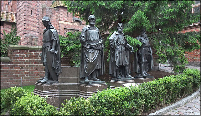 Marienburg-denkmal der hochmeister, Starościńska, Malbork 82-200 - Zdjęcia