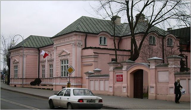Miejska Biblioteka Publiczna, Lipowa 2, Radomsko 97-500 - Zdjęcia