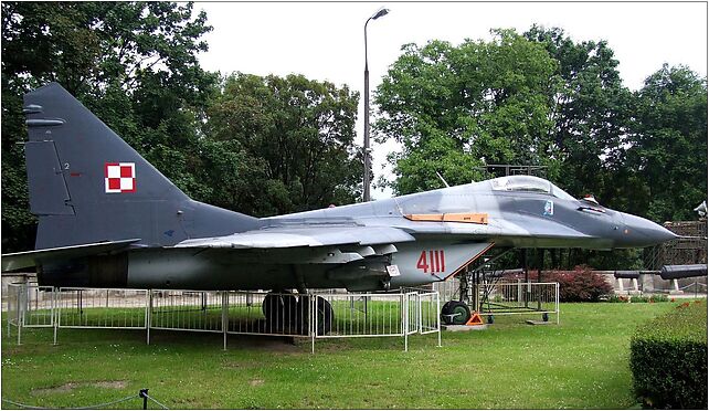 Mig-29 muzeum wojska polskiego, Aleje Jerozolimskie, Warszawa od 00-024 do 00-697 - Zdjęcia