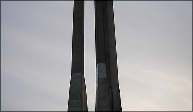 Monument to the Fallen Shipyard Workers of 1970 in Gdańsk, Poland 80-863 - Zdjęcia