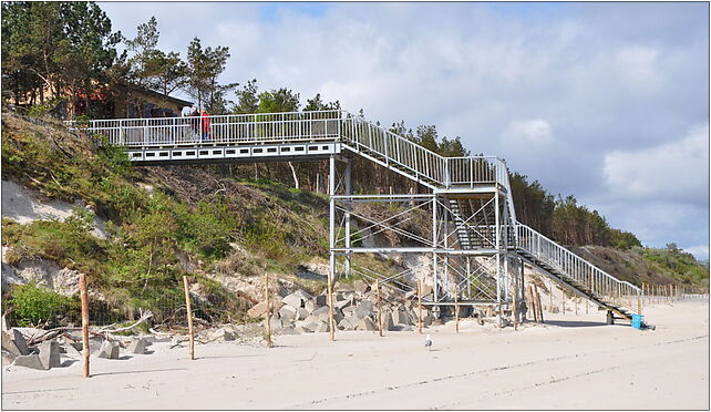 Mrzezyno beach stairs 2010-05, Tysiąclecia, al. 18, Mrzeżyno 72-330 - Zdjęcia