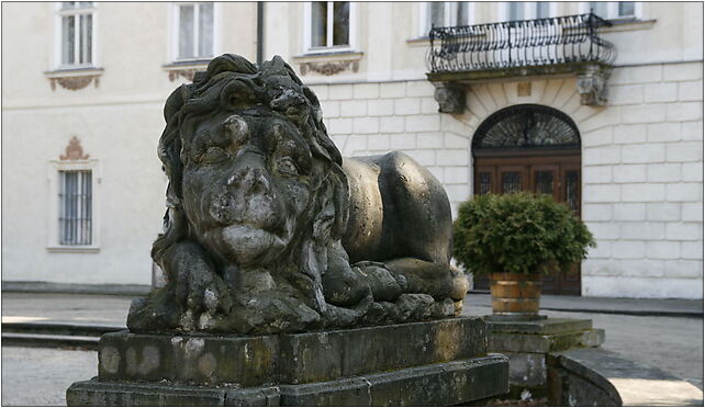 Nieborów Palace - Lion Monument, Nieborów, Brzóstowa 99-416 - Zdjęcia