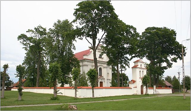 Niemirów kościół Stanisława biskupa i męczennika 10.07.2009 p 17-307 - Zdjęcia