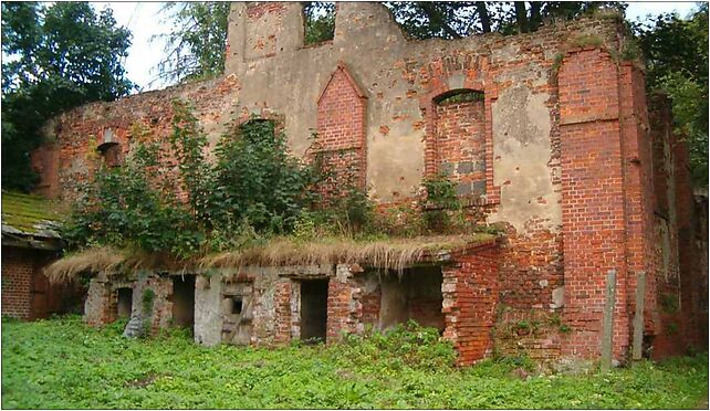 Pałac w krowiarkach - ujeżdżalnia, Zamkowa, Krowiarki 47-494 - Zdjęcia