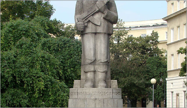 POL Warsaw 1stArmy soldier monument 01, Andersa Władysława, gen. od 00-151 do 00-160 - Zdjęcia
