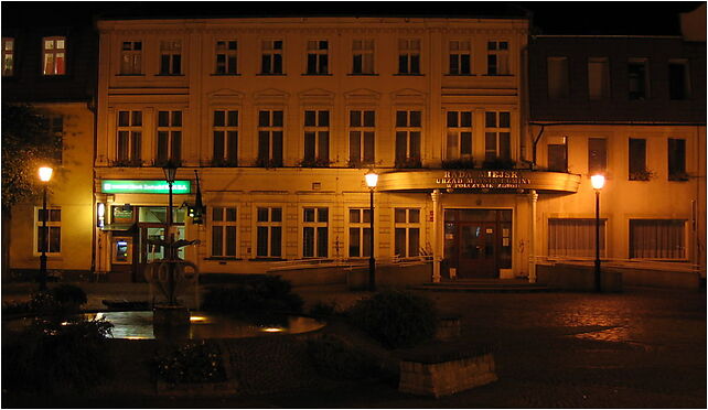 Polczyn-Zdroj Town Hall at night 2008-10, Wolności, pl. 10 78-320 - Zdjęcia