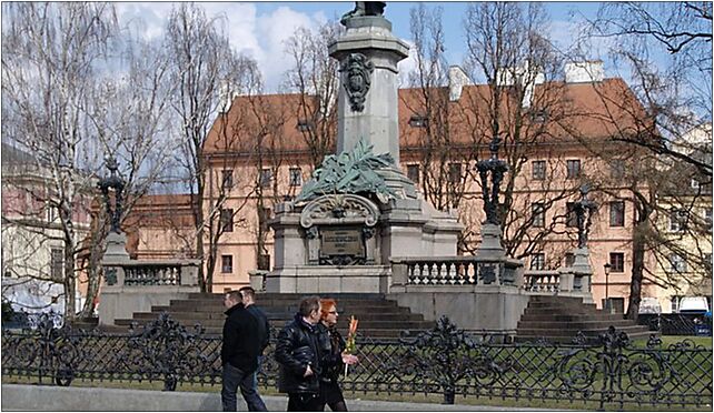 Pomnik Adama Mickiewicza P3288982 (Nemo5576), Warszawa od 00-047 do 00-333 - Zdjęcia