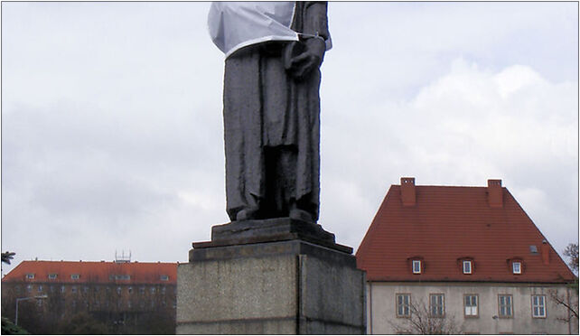 Pomnik Adama Mickiewicza w Gorzowie Wielkopolskim 66-400 - Zdjęcia