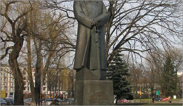 Pomnik Jozef Pilsudski Lodz, Kilińskiego Jana, Łódź od 90-102 do 90-113 - Zdjęcia