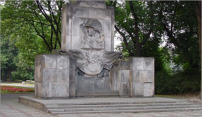 Pomnik Żołnierzy Radzieckich, Waszyngtona Jerzego, al., Warszawa 03-910, od 04-008 do 04-076 - Zdjęcia