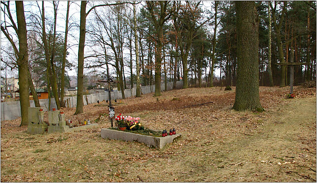 Rosanow cemetery 02, Smutna, Rosanów 95-100 - Zdjęcia
