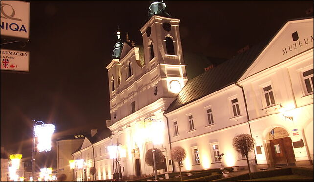 Rzeszów, centrum města, barokní kostel II, Fircowskiego 1 35-030 - Zdjęcia