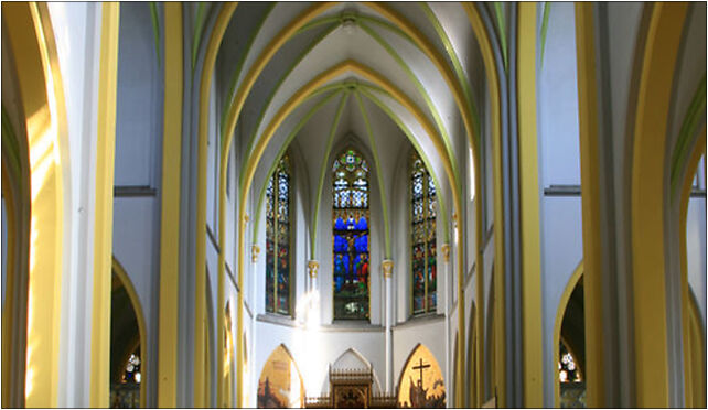 Siemianowice Śląskie - Kościół pw. Św. Krzyża - Nawa główna 41-100 - Zdjęcia