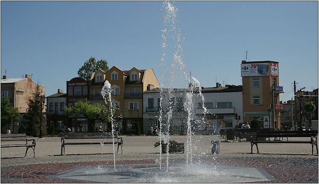 Sochaczew fontanna na ryneczku 01.05.09 p, Batorego 4, Sochaczew 96-500 - Zdjęcia