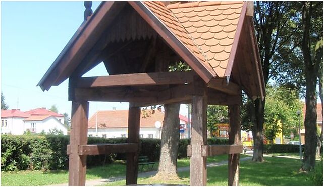 Studnia na rynku w Opatowcu, Rzeczyska, Rzeczyska 28-520 - Zdjęcia