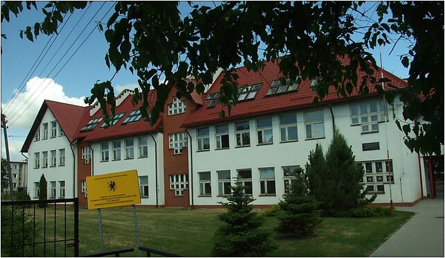 Suchy Dąb, škola Obróncow Westerplatte, Sportowa, Suchy Dąb 83-022 - Zdjęcia