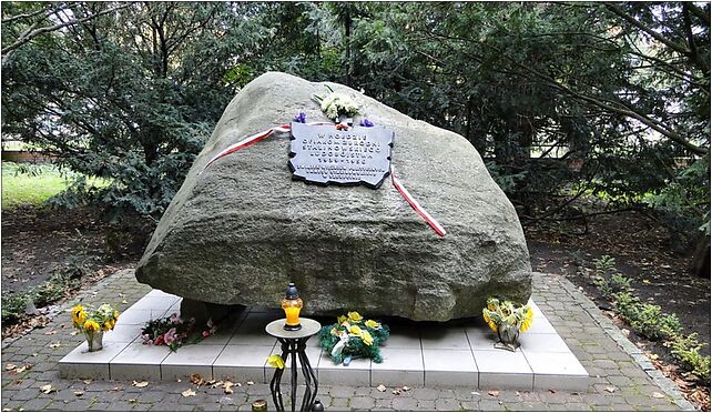 Szczecin Cmentarz Centralny Glaz Ofiar Stalinizmu, Mieszka I od 71-046 do 71-080 - Zdjęcia