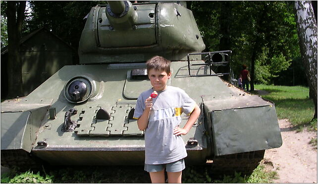 T-34-85M2 tank in Zamość 4, Peowiaków 44, Zamość 22-400 - Zdjęcia