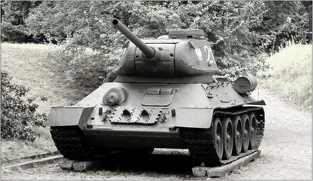 T-34-85 tank at the Museum of Armament in Poznań, Poznań od 60-001 do 60-965, od 61-001 do 61-897 - Zdjęcia