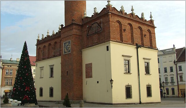 Tarnów, centrum města, Rynek, budova radnice s věží, Rynek 2 33-100 - Zdjęcia