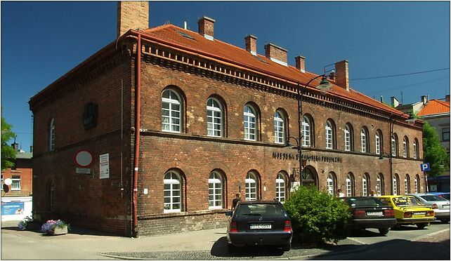 Tczew, Jarosława Dąmbrowskiego, budova knihovny, Tczew 83-110 - Zdjęcia