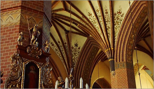 Tczew, Kardynala Stefana Wyszyńskiego, kostel Povýšení svatého kříže, interiér 83-110 - Zdjęcia