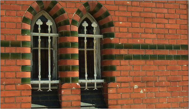 Tczew. Obróncow Westerplatte, dvě okénka budovy pošty, Tczew 83-110 - Zdjęcia