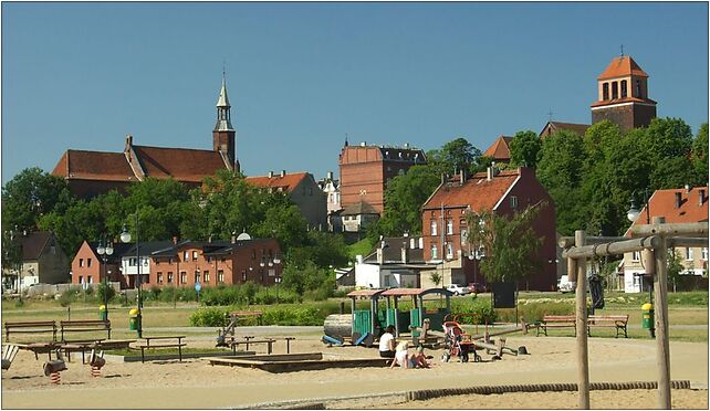 Tczew, pohled na centrum města od nábřeží Visly, Zamkowa 83-110 - Zdjęcia