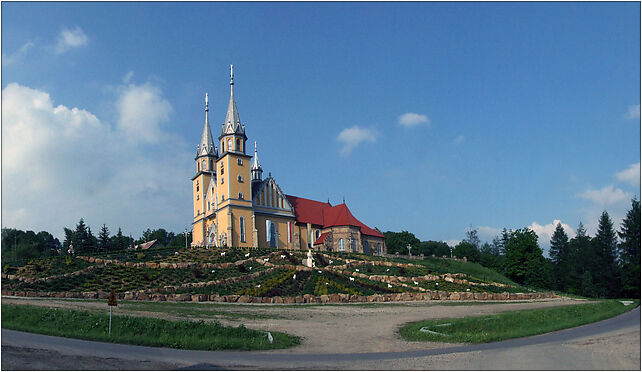 Trzciana, kościół - panorama 2, Trzciana, Pachówka 32-733 - Zdjęcia