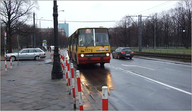 Varšava, Śródmieście, ulice Władyslawa Andersa, bus MHD Ikarus 280 od 00-146 do 00-150 - Zdjęcia