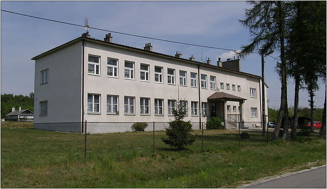 Węgliska (podkarpackie) - primary school and library, Węgliska 37-111 - Zdjęcia