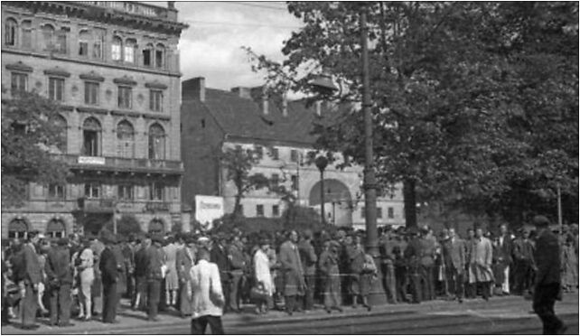 Warsaw 1944 by Bałuk - 26166, Krakowskie Przedmieście 56 00-322 - Zdjęcia