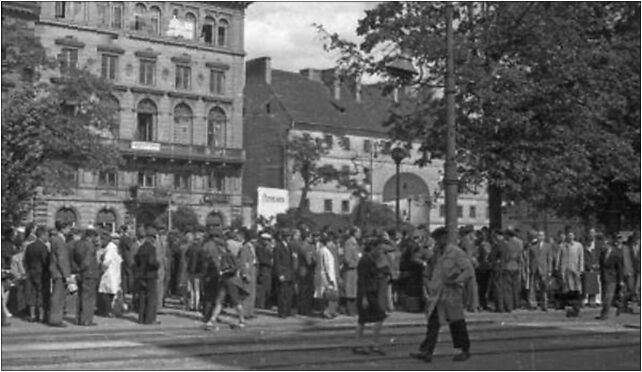 Warsaw 1944 by Bałuk - 26168, Krakowskie Przedmieście 56 00-322 - Zdjęcia