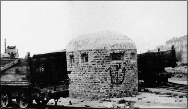 Warsaw Uprising - Getto Bunker at Muranowska Street, Warszawa od 00-192 do 00-209 - Zdjęcia