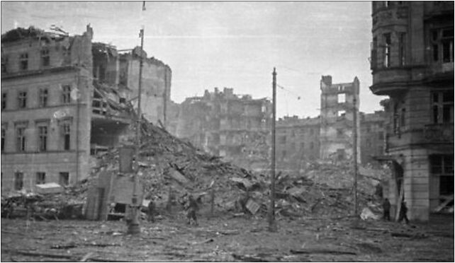 Warsaw Uprising by Bałuk - 26068, Chłodna 11, Warszawa 00-891 - Zdjęcia