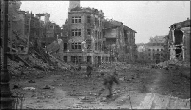 Warsaw Uprising by Chrzanowski - Przemarsz przez Piekło - 14610 00-246 - Zdjęcia