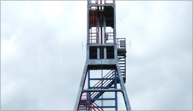 Zabytkowa Kopalnia Rud Srebronosnych Tarnowskie Gory szyb 2 20070627 42-600 - Zdjęcia