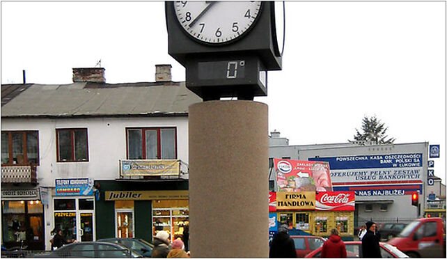 Zegar na Placu Wolności i Solidarności w Łukowie, Łuków 21-400 - Zdjęcia